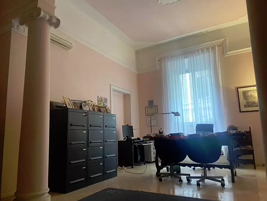 Immagine 22 di Appartamento in vendita  in Via Dell' Indipendenza 33 a Livorno