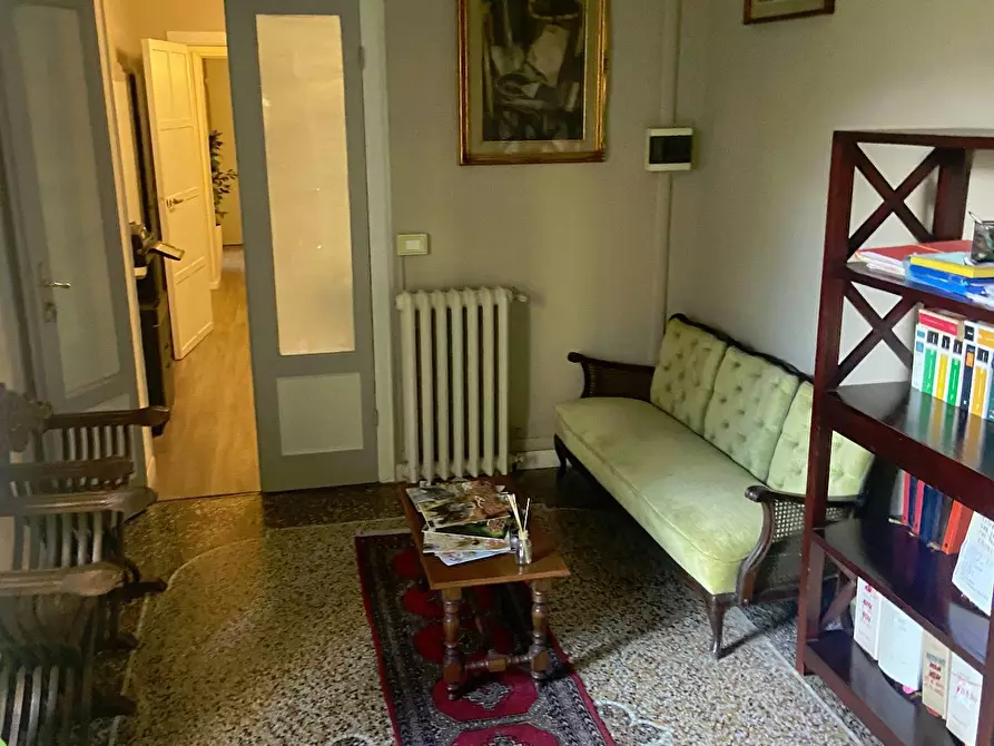 Immagine 27 di Appartamento in vendita  in Via Dell' Indipendenza 33 a Livorno