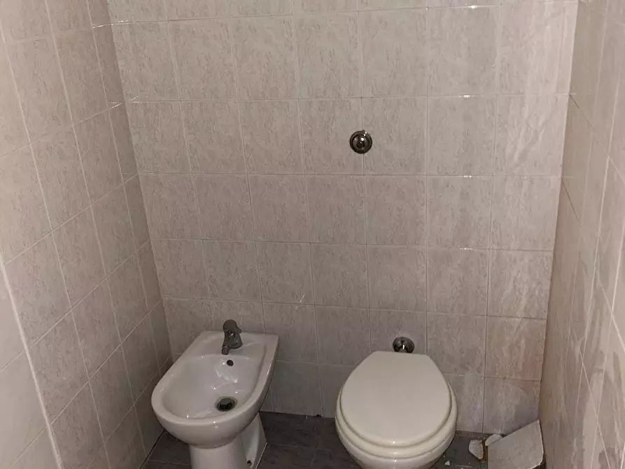 Immagine 5 di Ufficio in affitto  in viale europa 1 a Cascina