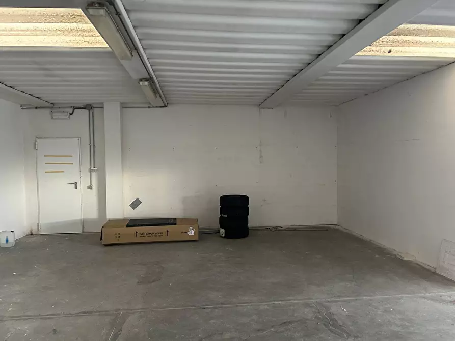 Immagine 3 di Ufficio in affitto  in viale europa 1 a Cascina