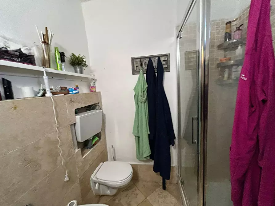 Immagine 13 di Appartamento in vendita  in via eugenio curiel 69 a Cascina