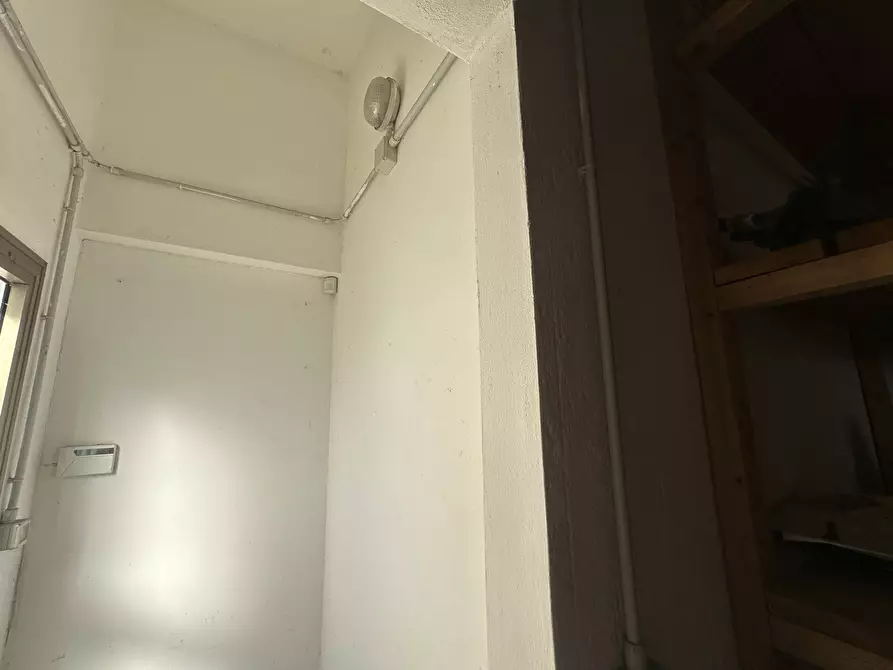 Immagine 24 di Attività commerciale in vendita  in via dell'arte 8 a Pietrasanta