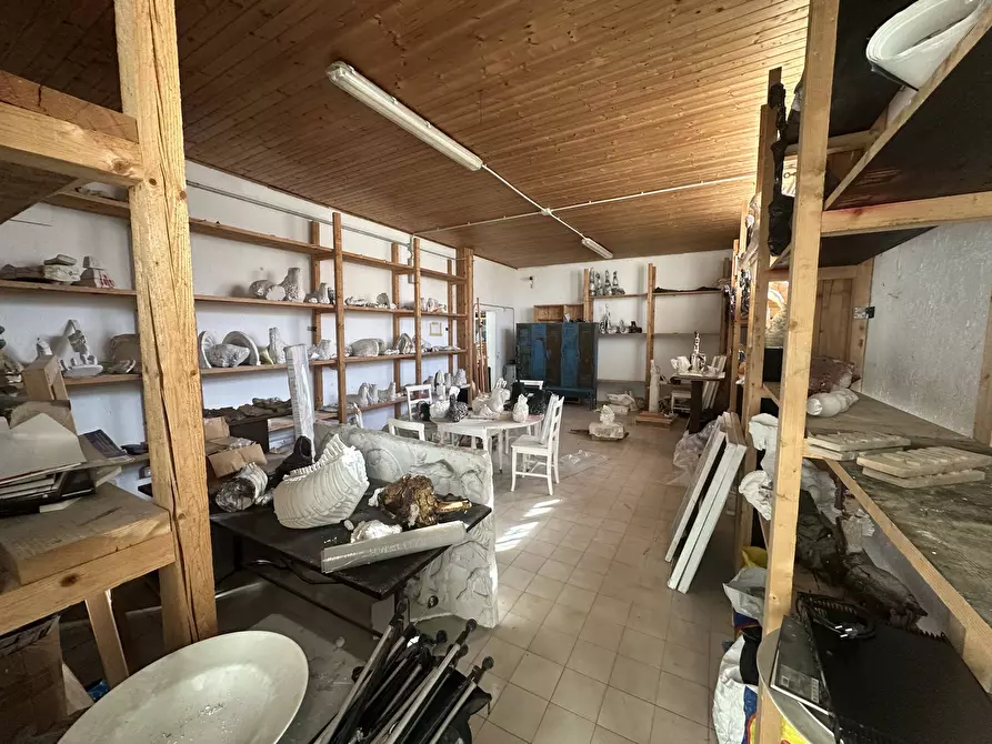 Immagine 20 di Attività commerciale in vendita  in via dell'arte 8 a Pietrasanta