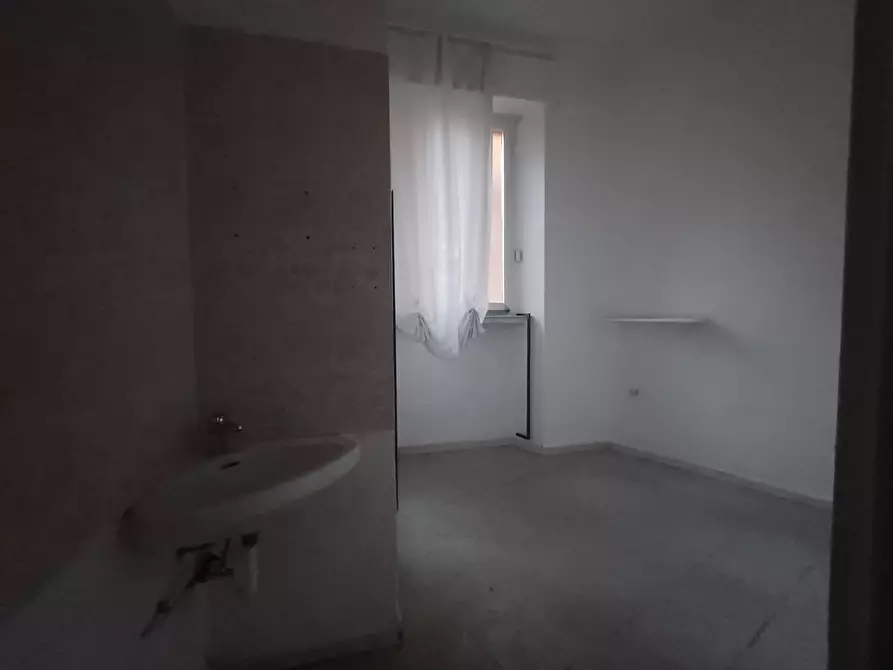 Immagine 10 di Attività commerciale in vendita  in via garibaldi - a Pisa