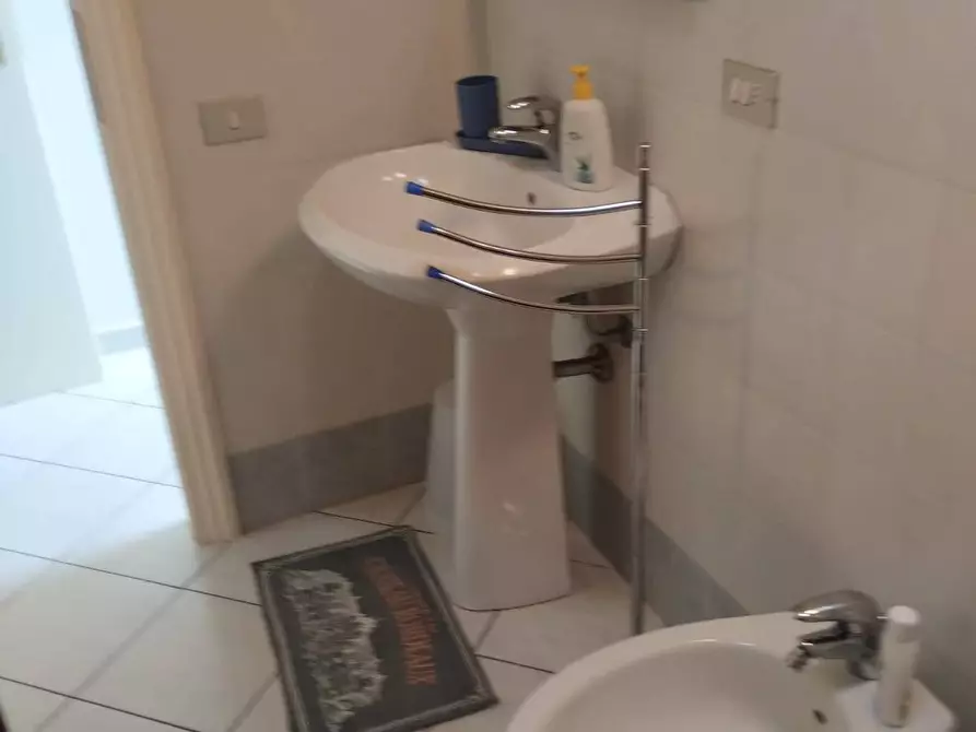 Immagine 3 di Appartamento in affitto  in via roma capitale 1 a Camaiore