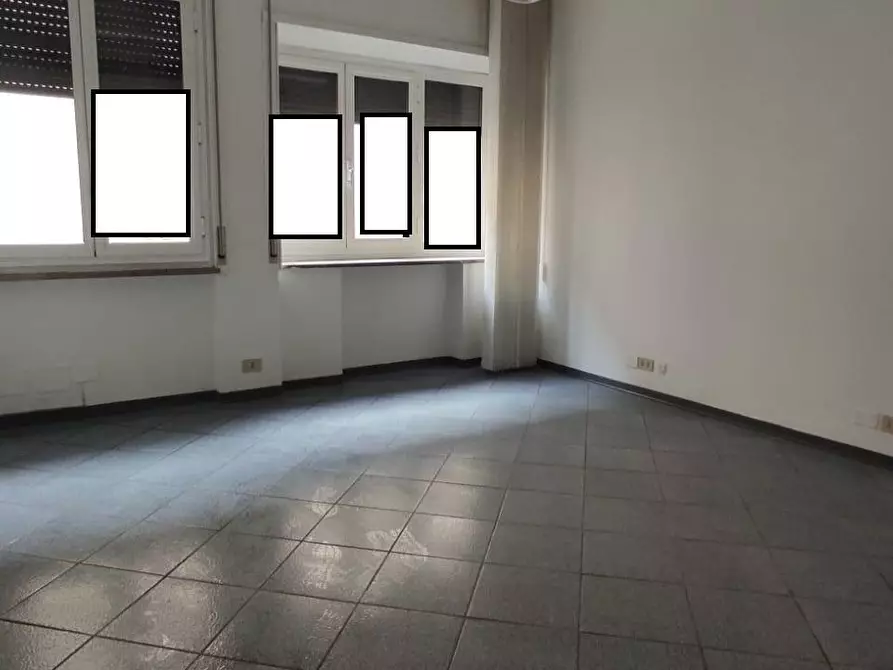 Immagine 4 di Ufficio in affitto  in Via Grande 95 a Livorno