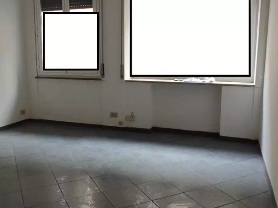 Immagine 12 di Ufficio in affitto  in Via Grande 95 a Livorno