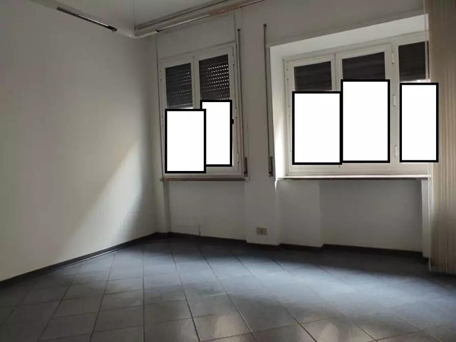 Immagine 13 di Ufficio in affitto  in Via Grande 95 a Livorno