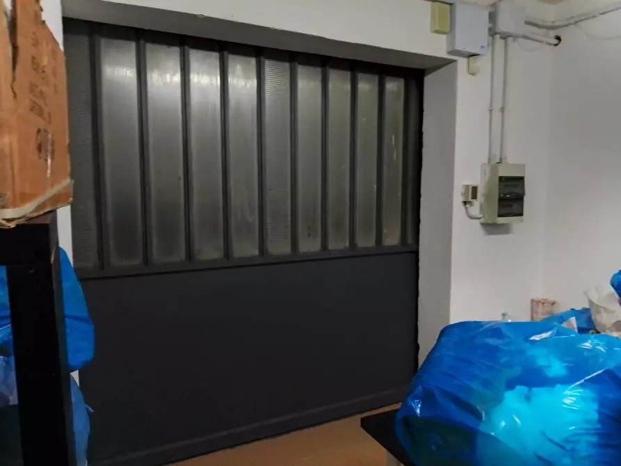 Immagine 8 di Attività commerciale in affitto  in via calcesana 280 a San Giuliano Terme