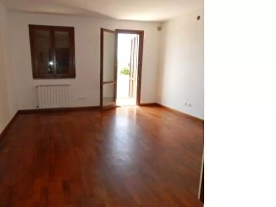 Immagine 1 di Appartamento in affitto  in via alberto dalla chiesa 12 a Cascina