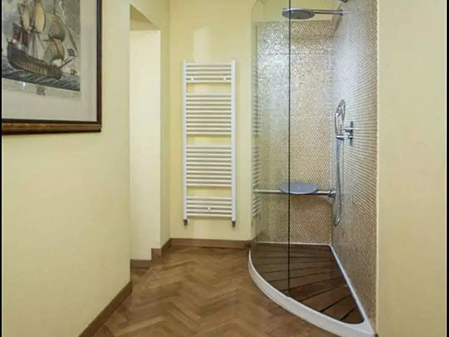 Immagine 10 di Appartamento in vendita  in Piazza Cavour 15 a Livorno