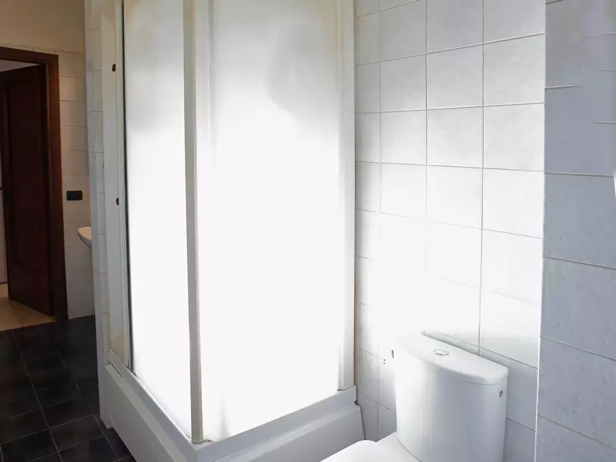 Immagine 22 di Appartamento in vendita  in Viale Mameli 131 a Livorno