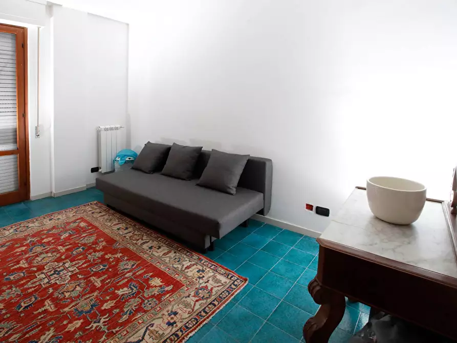 Immagine 19 di Appartamento in vendita  in Viale Mameli 131 a Livorno