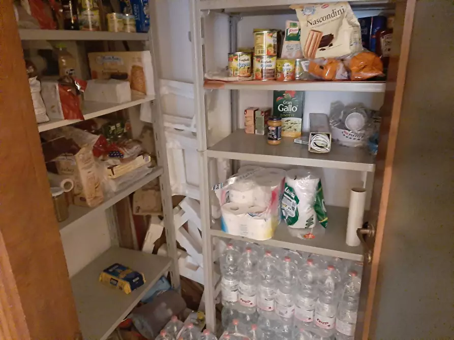 Immagine 5 di Appartamento in vendita  in Via Cesare Studiati 5 a Pisa