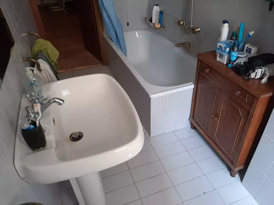 Immagine 11 di Appartamento in vendita  in Via Cesare Studiati 5 a Pisa