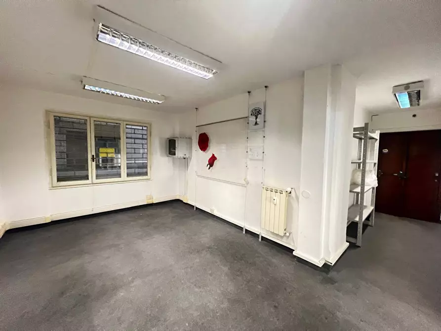 Immagine 3 di Ufficio in vendita  in Viale Antonio Gramsci 1 a Pisa