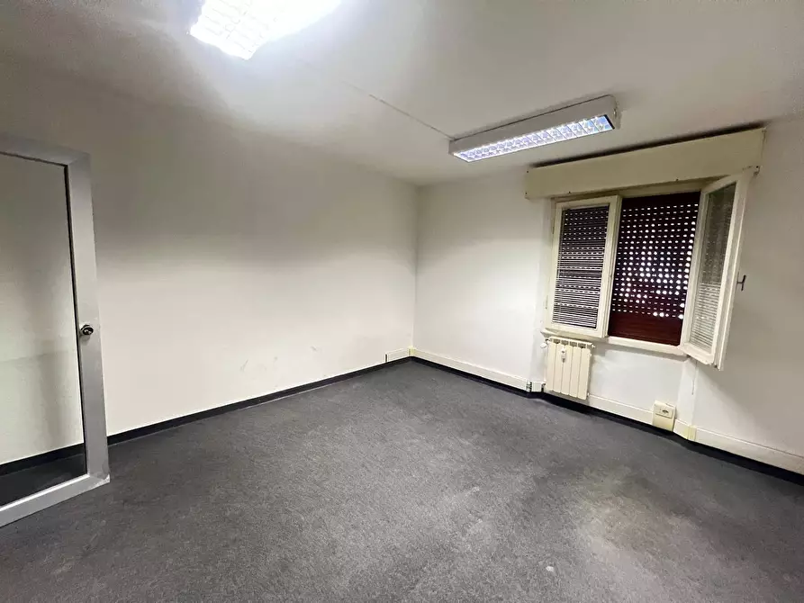 Immagine 9 di Ufficio in vendita  in Viale Antonio Gramsci 1 a Pisa