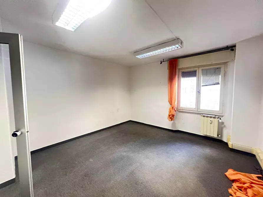 Immagine 11 di Ufficio in vendita  in Viale Antonio Gramsci 1 a Pisa