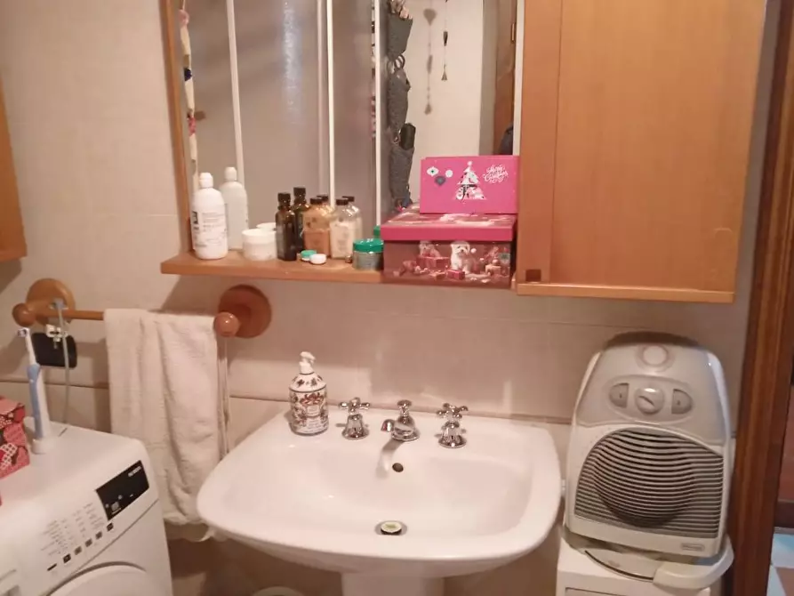 Immagine 28 di Appartamento in vendita  in villa basilica 12 a Villa Basilica