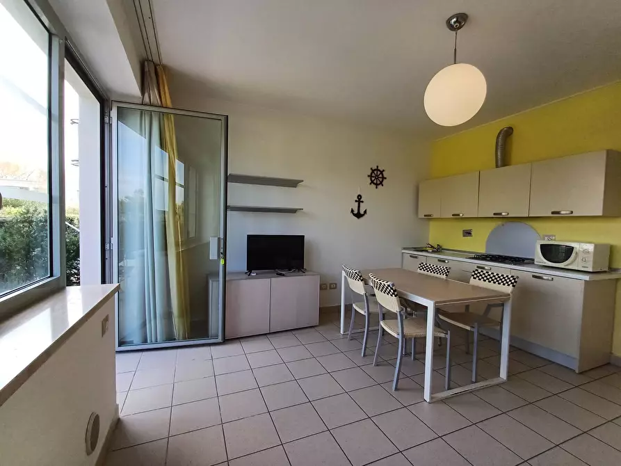 Immagine 3 di Casa indipendente in vendita  in viale del tirreno - a Pisa