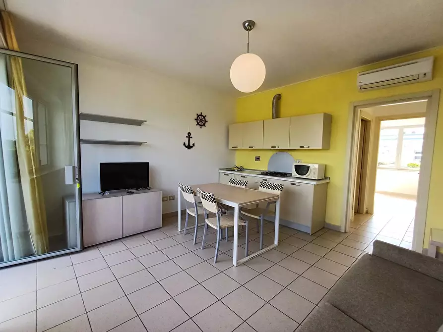 Immagine 4 di Casa indipendente in vendita  in viale del tirreno - a Pisa