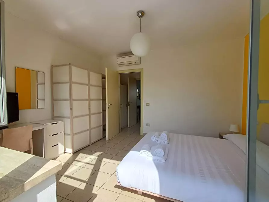 Immagine 12 di Casa indipendente in vendita  in viale del tirreno - a Pisa