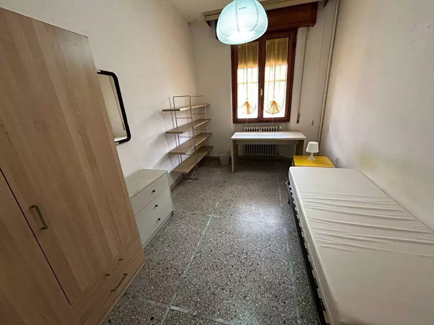 Immagine 4 di Camera in affitto  in via antonio fratti 1 a Pisa