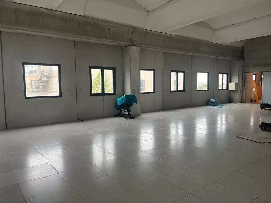 Immagine 4 di Attività commerciale in affitto  in via ulisse aldovrandi 5 a Pisa