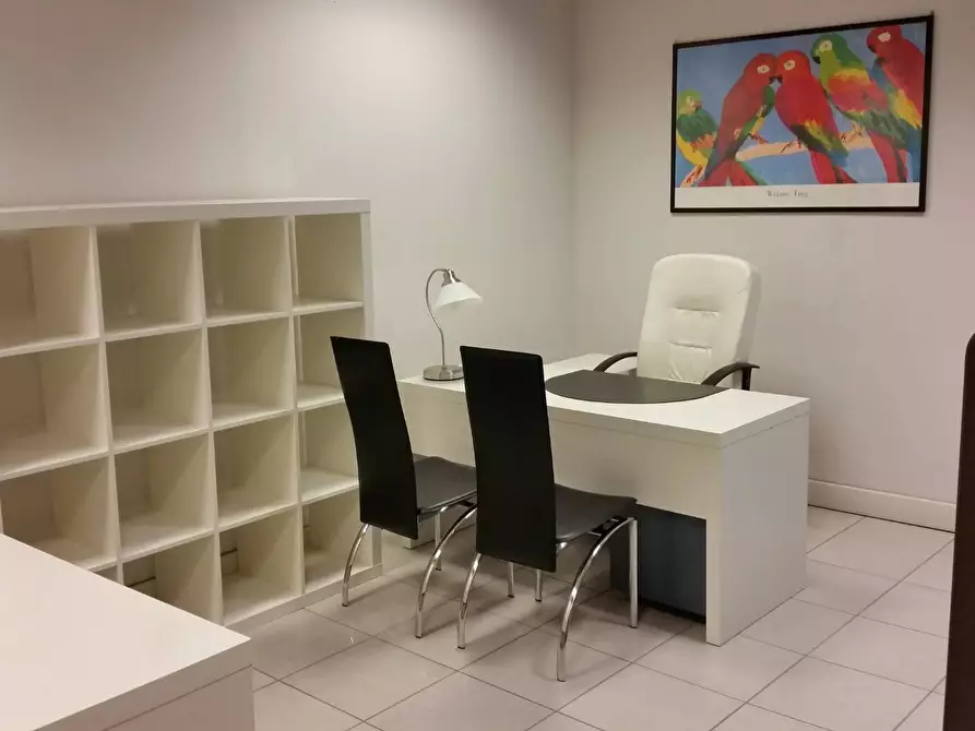 Immagine 11 di Ufficio in vendita  in via cocchi 36 a Pisa