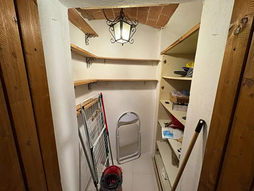 Immagine 21 di Appartamento in vendita  in Via Milazzo 55 a Pisa