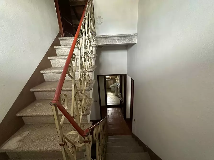 Immagine 15 di Casa indipendente in vendita  in via sandei 48 a Lucca