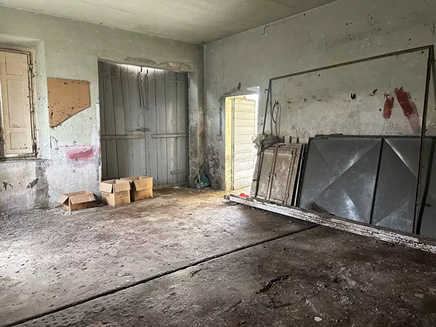 Immagine 17 di Casa indipendente in vendita  in via sandei 48 a Lucca