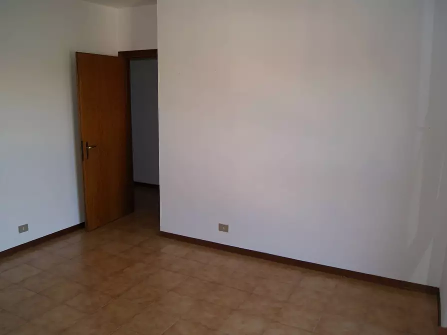 Immagine 17 di Appartamento in vendita  in Via Goito 121 a Livorno