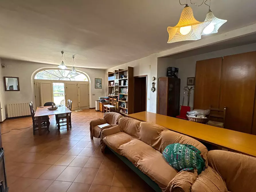 Immagine 1 di Villetta a schiera in vendita  in Via Roma 76 a Calci