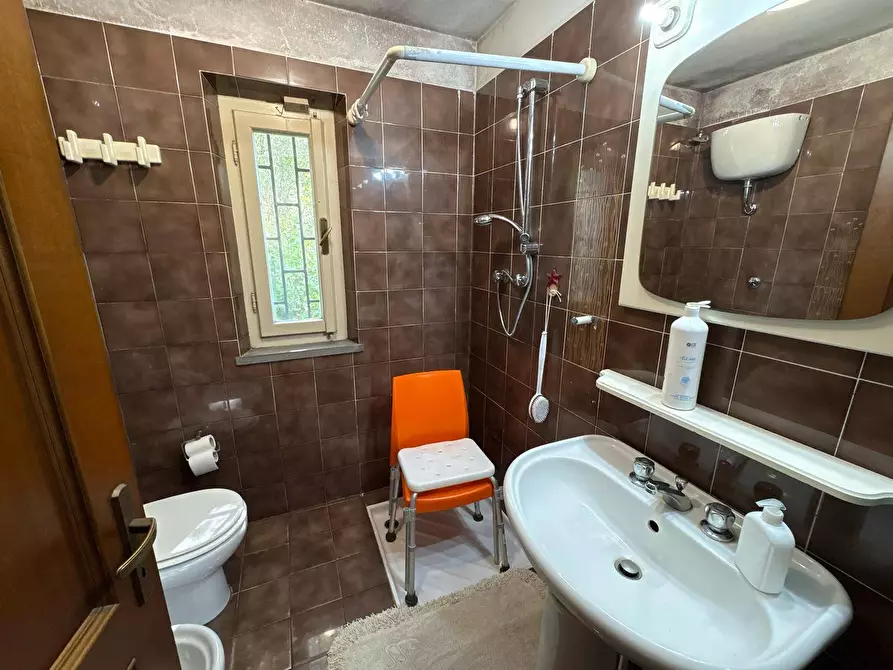 Immagine 14 di Villetta a schiera in vendita  in Via Roma 76 a Calci