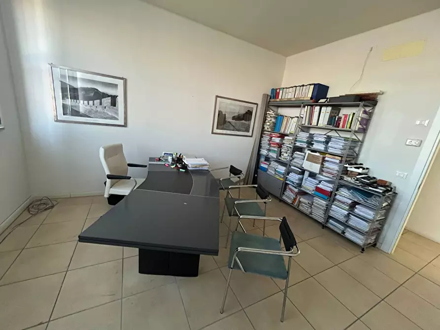 Immagine 4 di Ufficio in vendita  in via nugolaio 50 a Cascina