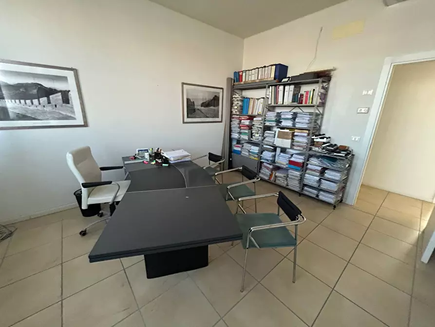 Immagine 6 di Ufficio in vendita  in via nugolaio 50 a Cascina