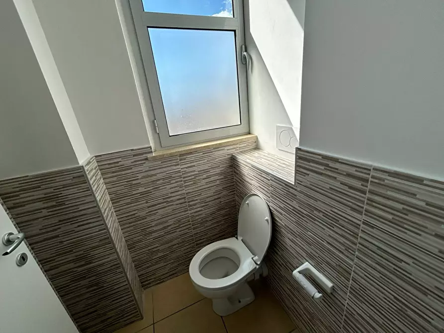 Immagine 12 di Ufficio in vendita  in via nugolaio 50 a Cascina