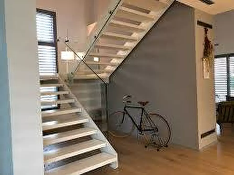 Immagine 10 di Appartamento in vendita  in via francesco bonaini 90 a Pisa