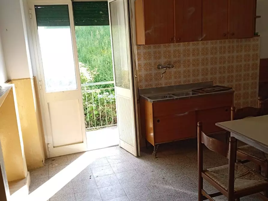 Immagine 4 di Appartamento in vendita  in via marco polo 5 a Camporgiano