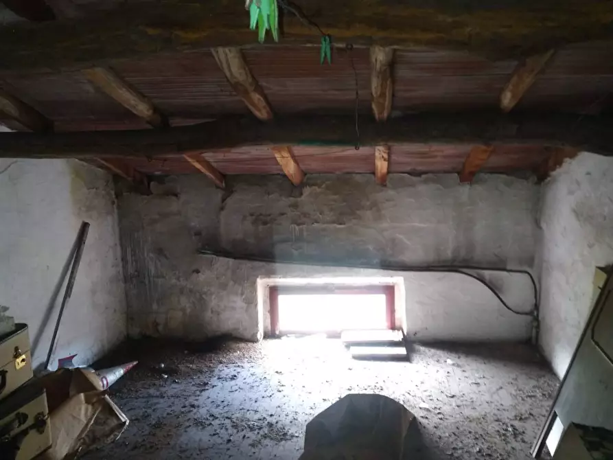 Immagine 18 di Casa indipendente in vendita  in via della croce 15 a Lucca