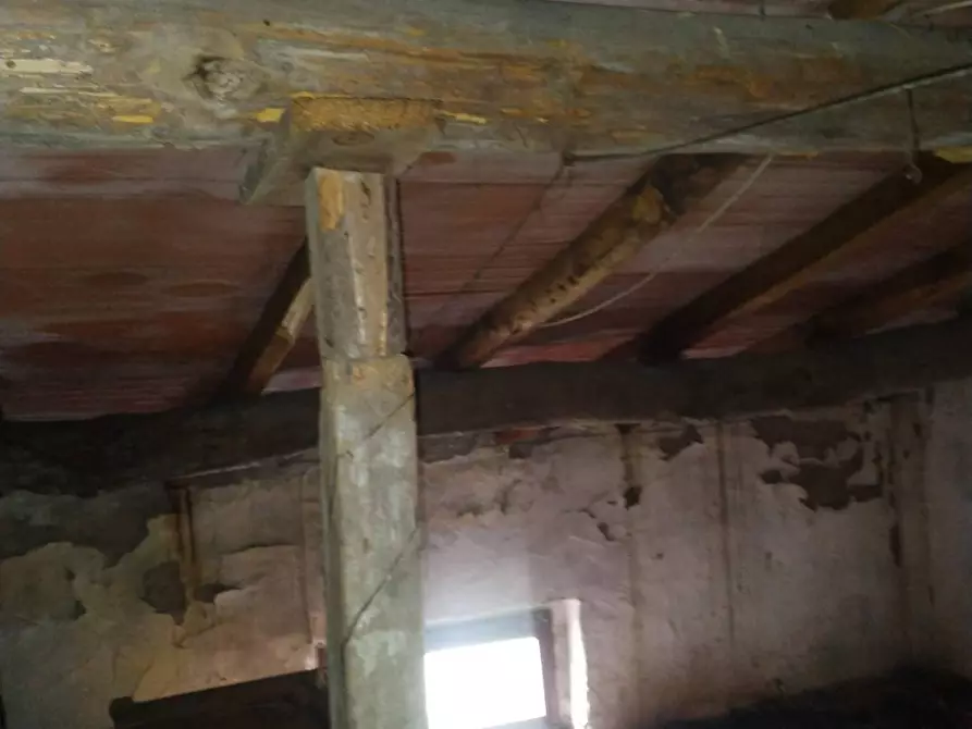 Immagine 17 di Casa indipendente in vendita  in via della croce 15 a Lucca