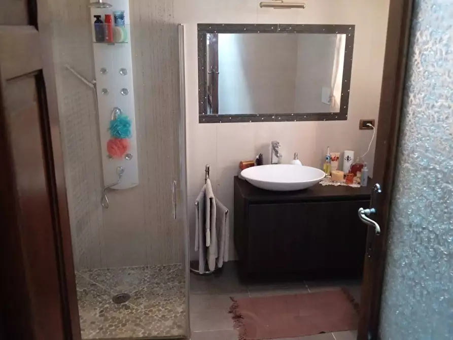 Immagine 19 di Casa indipendente in vendita  in castello 8 a Gallicano