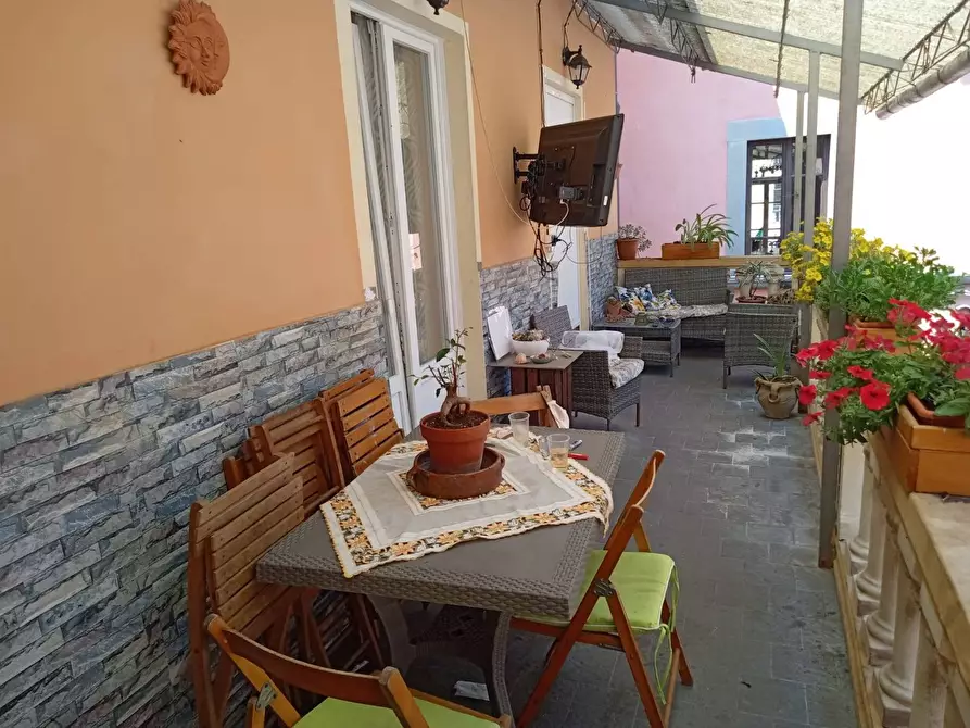 Immagine 11 di Casa indipendente in vendita  in castello 8 a Gallicano