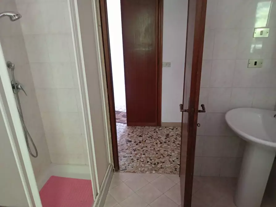 Immagine 4 di Appartamento in vendita  in piazza umberto 12 a Piazza Al Serchio