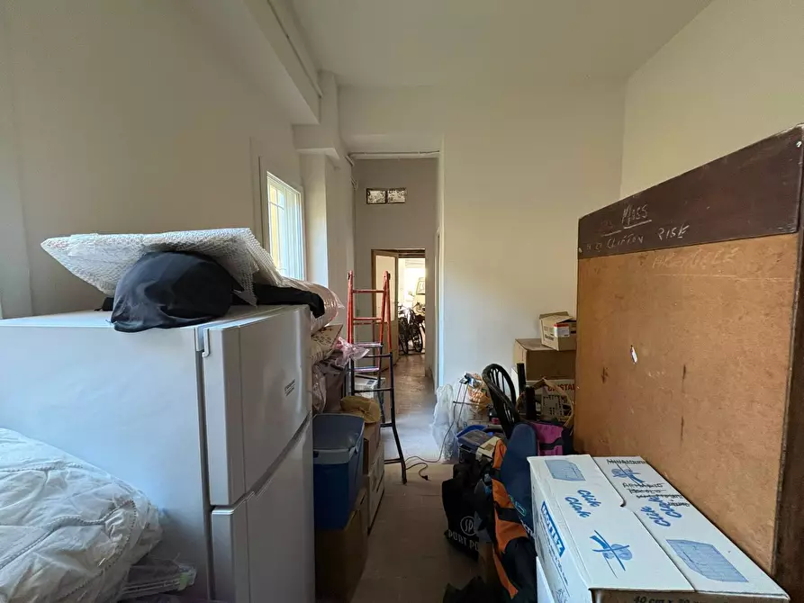 Immagine 8 di Magazzino in vendita  in Via Santa Maria 1 a Pisa