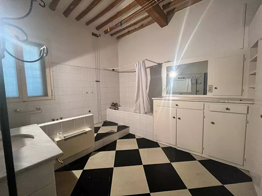 Immagine 18 di Appartamento in affitto  in Via Borgo Stretto 38 a Pisa