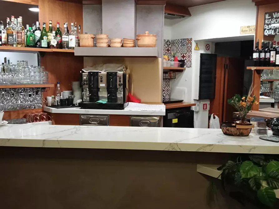 Immagine 4 di Attività commerciale in vendita  in via nazionale a Novate Mezzola