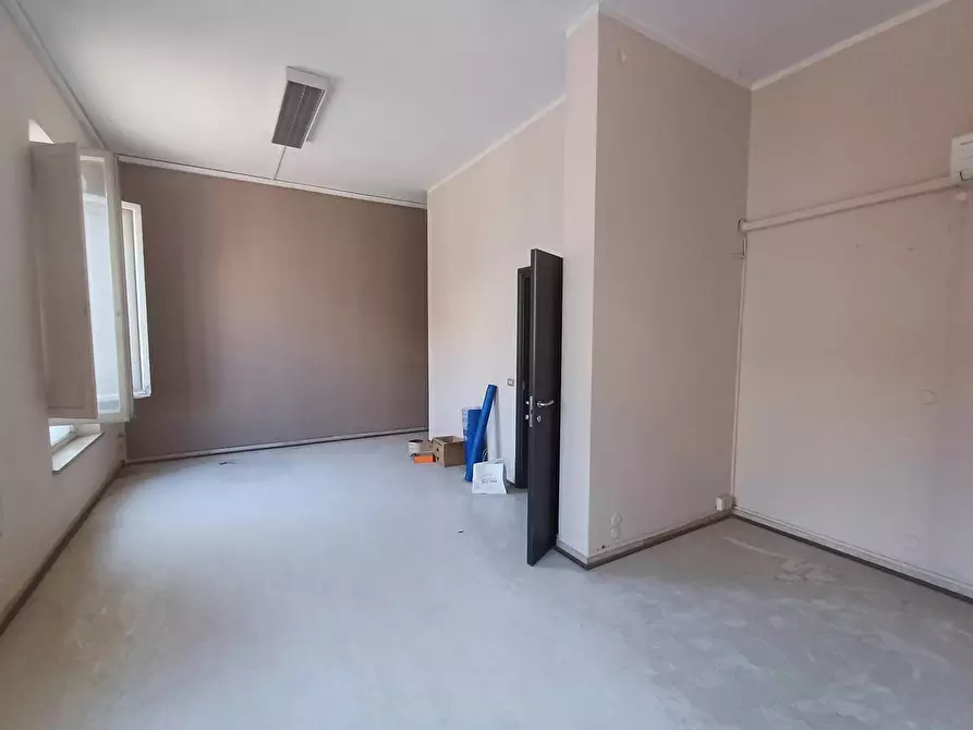 Immagine 2 di Ufficio in affitto  in via tosco romagnola a Cascina