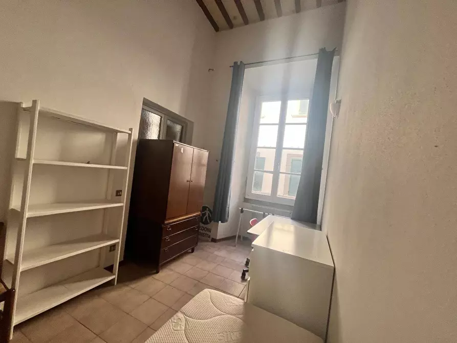 Immagine 12 di Camera in affitto  in Via coccopani a Pisa